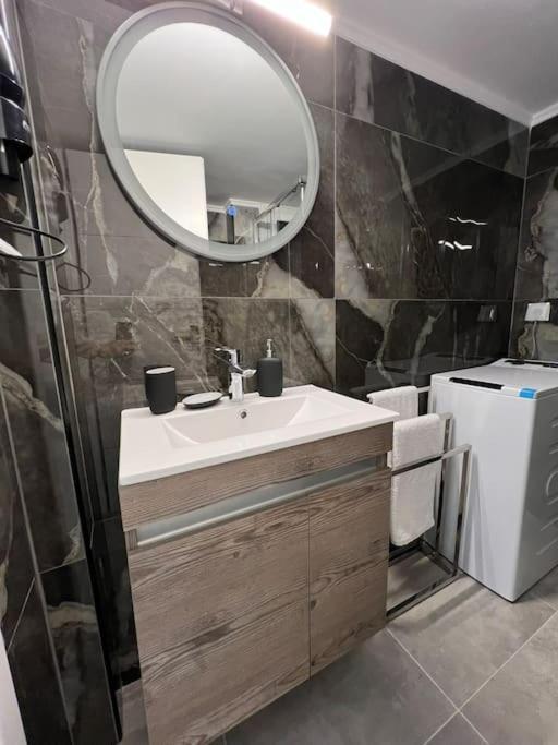 Luxury Apartment Near Acropolis Athens Ngoại thất bức ảnh